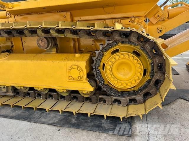 Komatsu D 61 EX-15 Crawler dozers