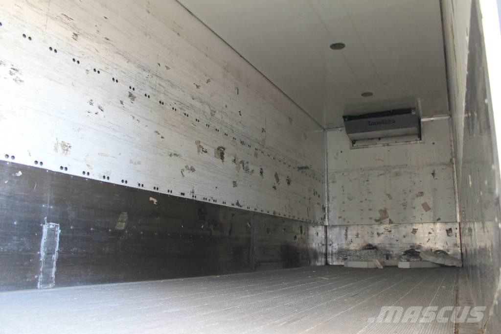 Renault Premium 440 Temperature controlled trucks