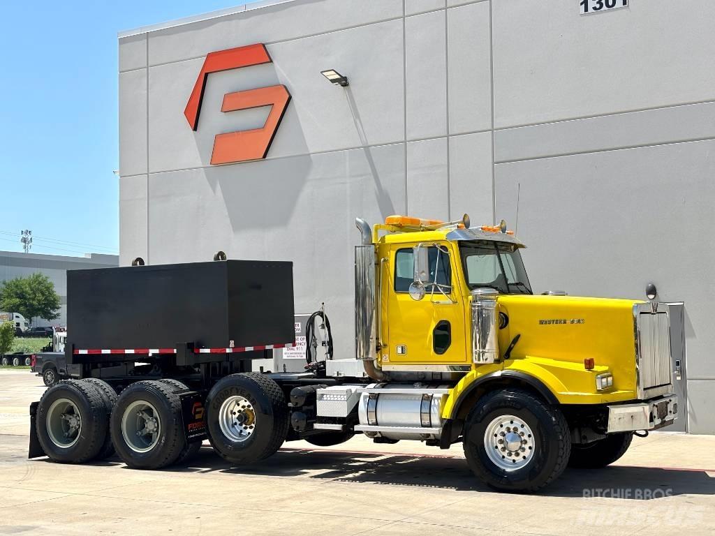 Western Star 4900 SA Tractor Units