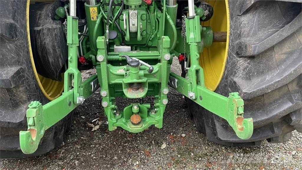 John Deere 6R215 Tractors