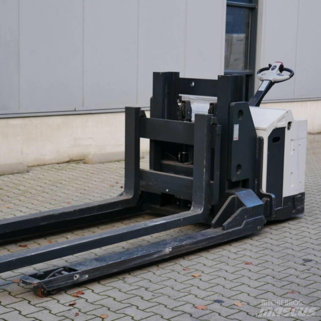 CSI SBP XT Pedestrian stacker