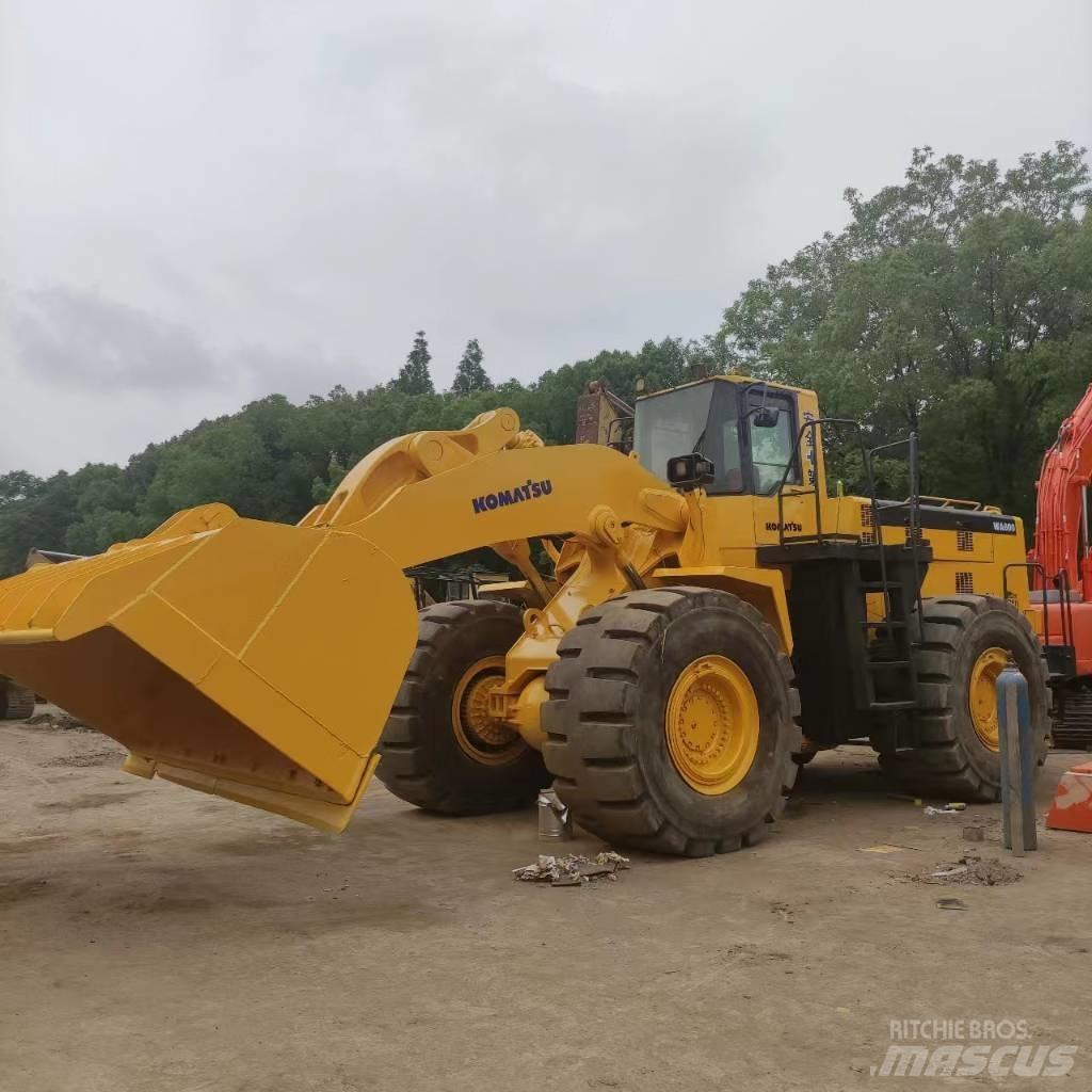 Komatsu WA 600 Wheel loaders
