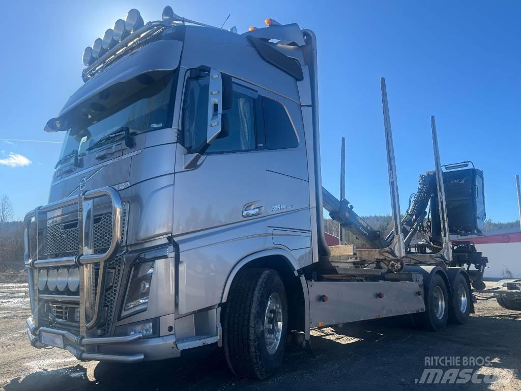 Volvo FH 16 750 Timber trucks