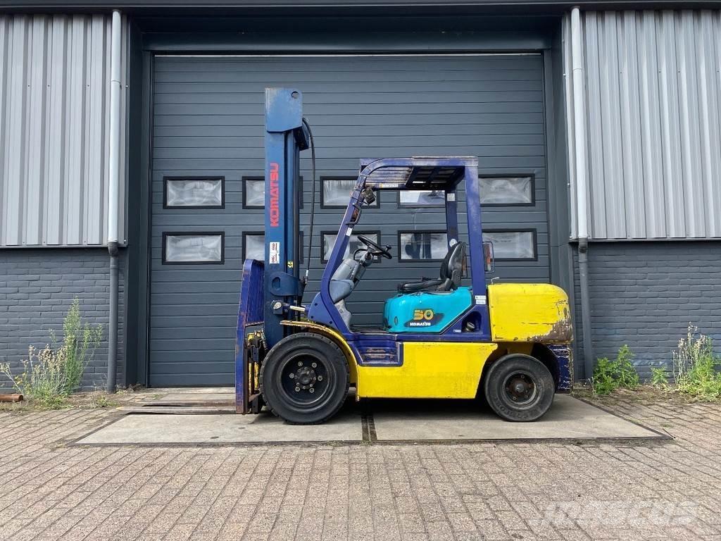 Komatsu FD30T-14 Diesel trucks