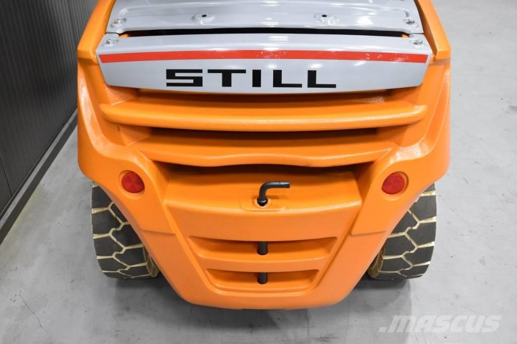 Still RX 70-35 Diesel trucks