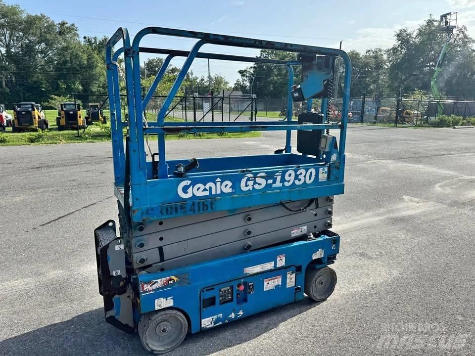 Genie GS 1930 Scissor lifts