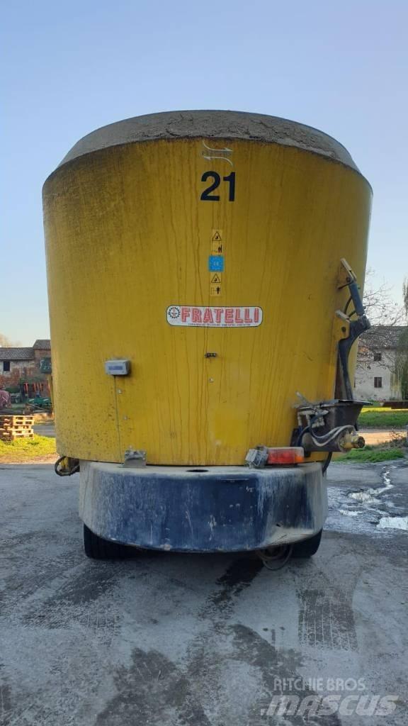  Matrix Rover Mixer feeders