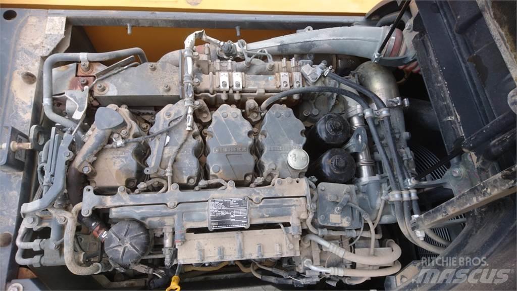 Liebherr R924LC Crawler excavators