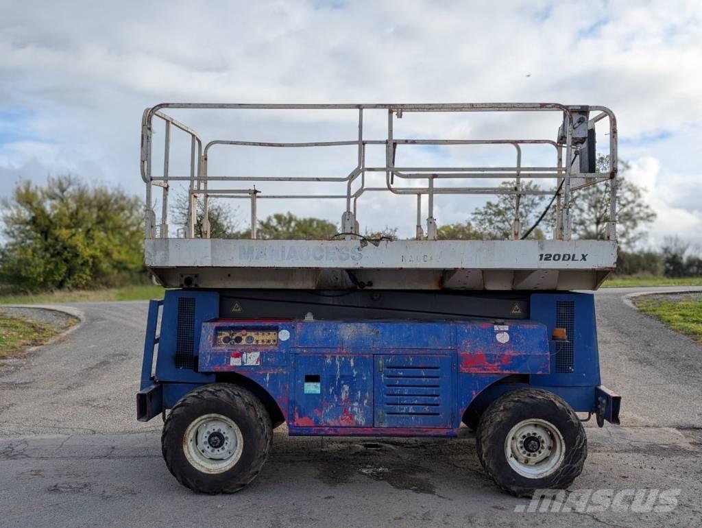 Manitou 120 DLX Compact self-propelled boom lifts