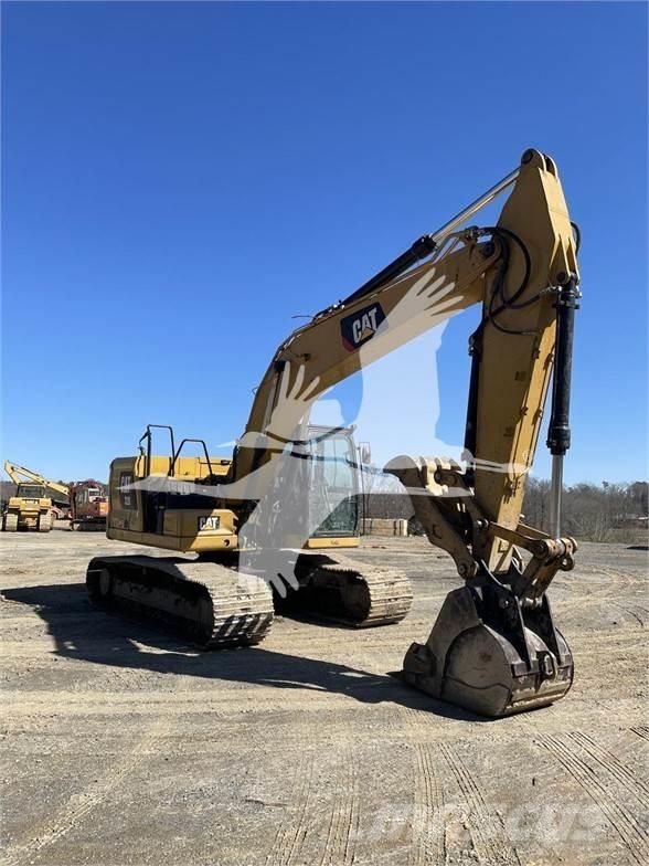 CAT 320 Crawler excavators