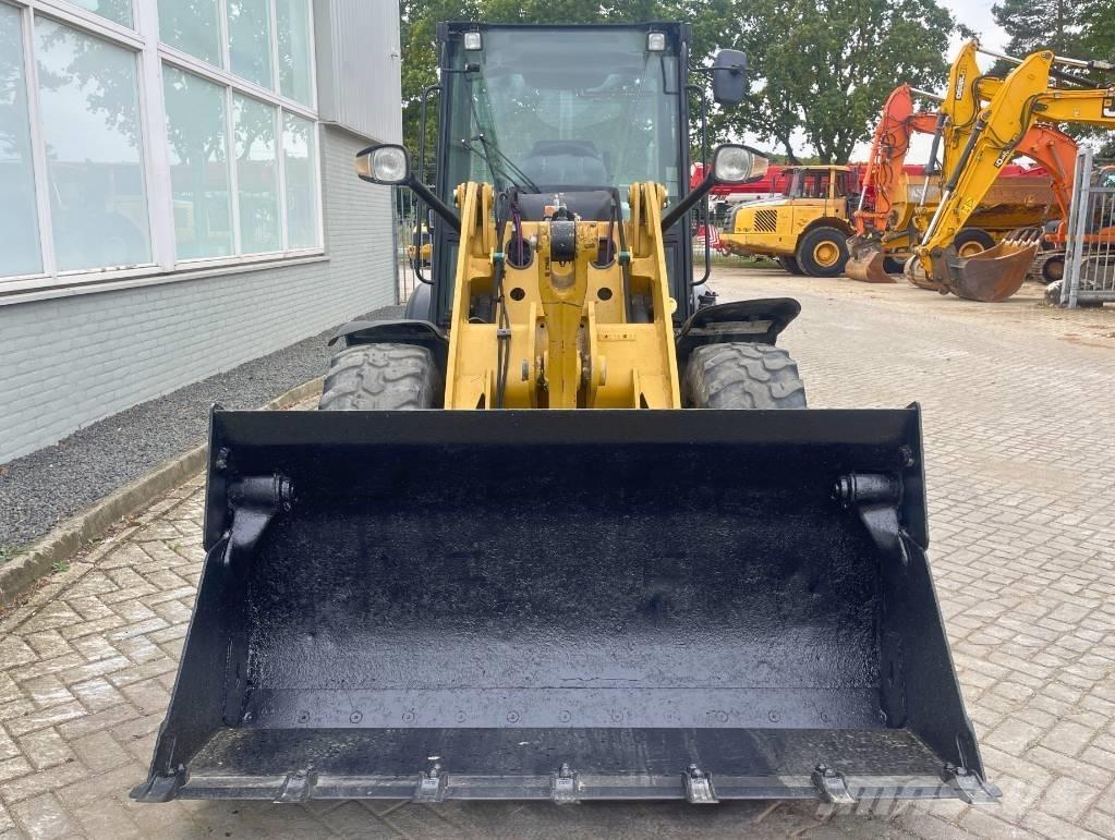 CAT 906 M   2018 Wheel loaders