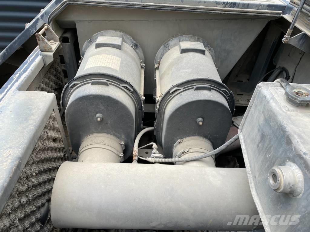 Wirtgen WR 240 Asphalt recyclers