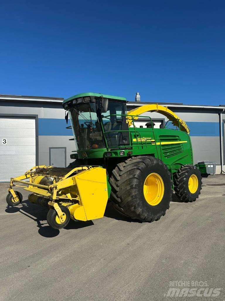 John Deere 7200 Self-propelled foragers