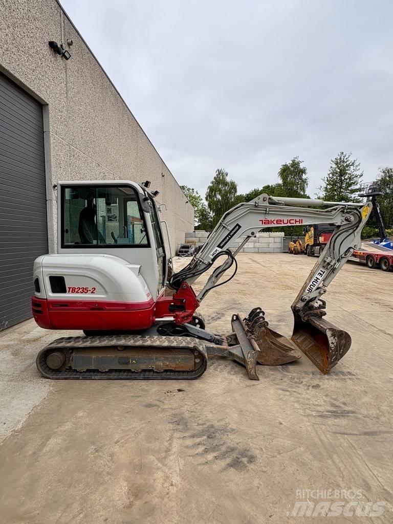 Takeuchi TB 235 Mini excavators < 7t (Mini diggers)