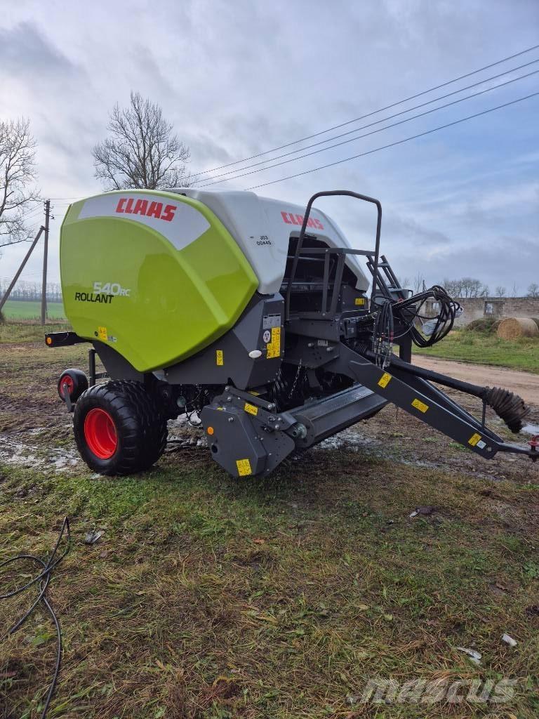 CLAAS Rollant 540 RC Round balers