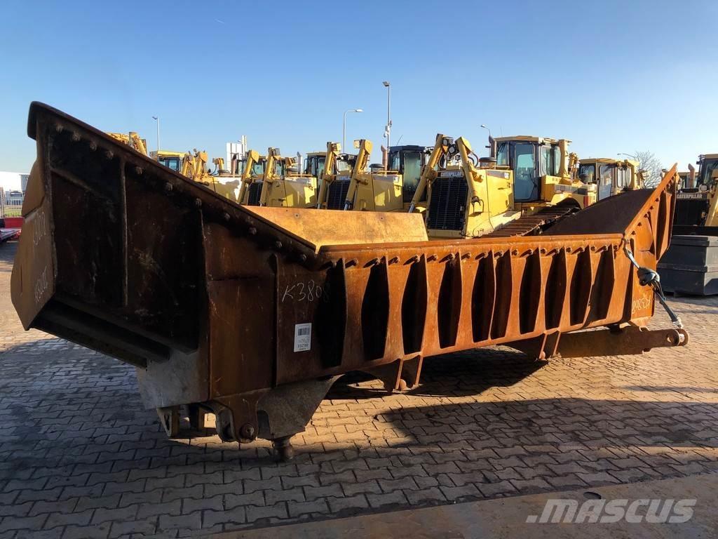 CAT D9U Blade Blades