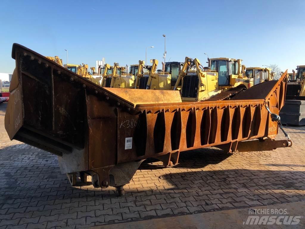 CAT D9U Blade Blades