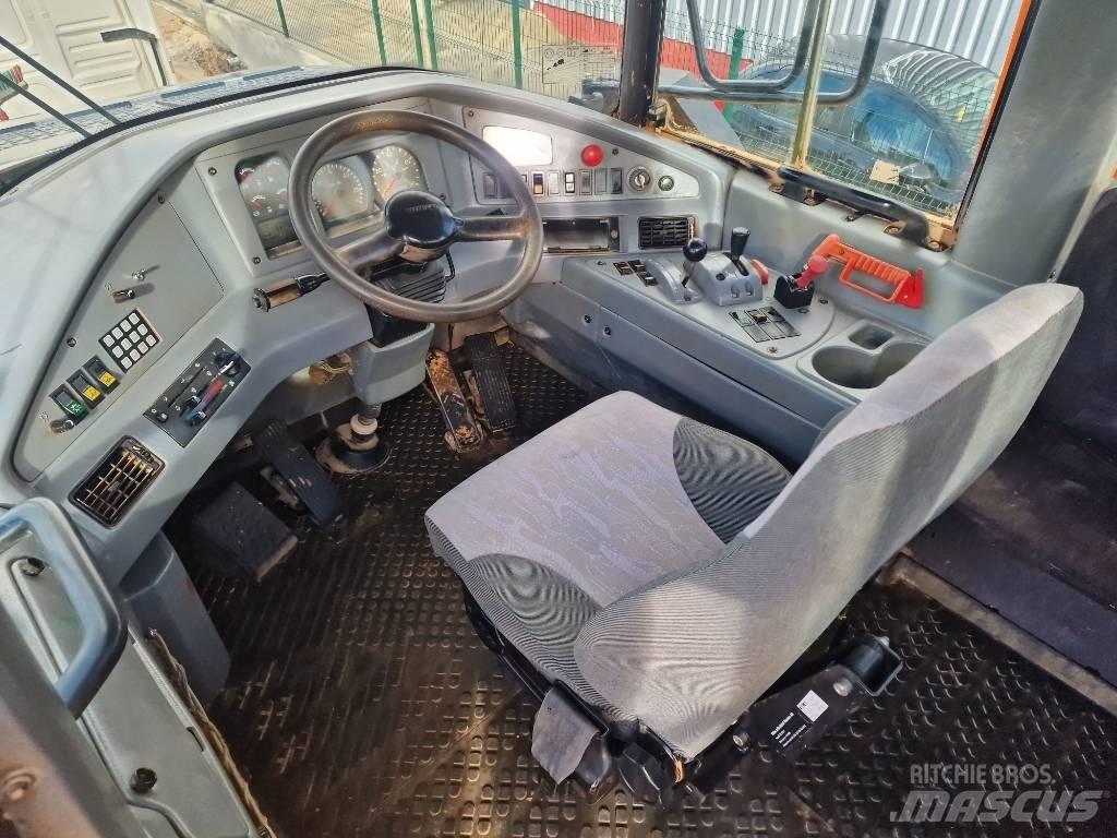 Volvo A 25 D Articulated Dump Trucks (ADTs)