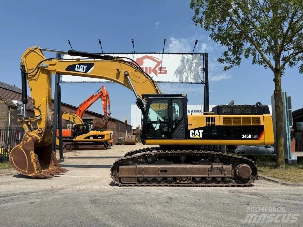 CAT 345DL Crawler excavators