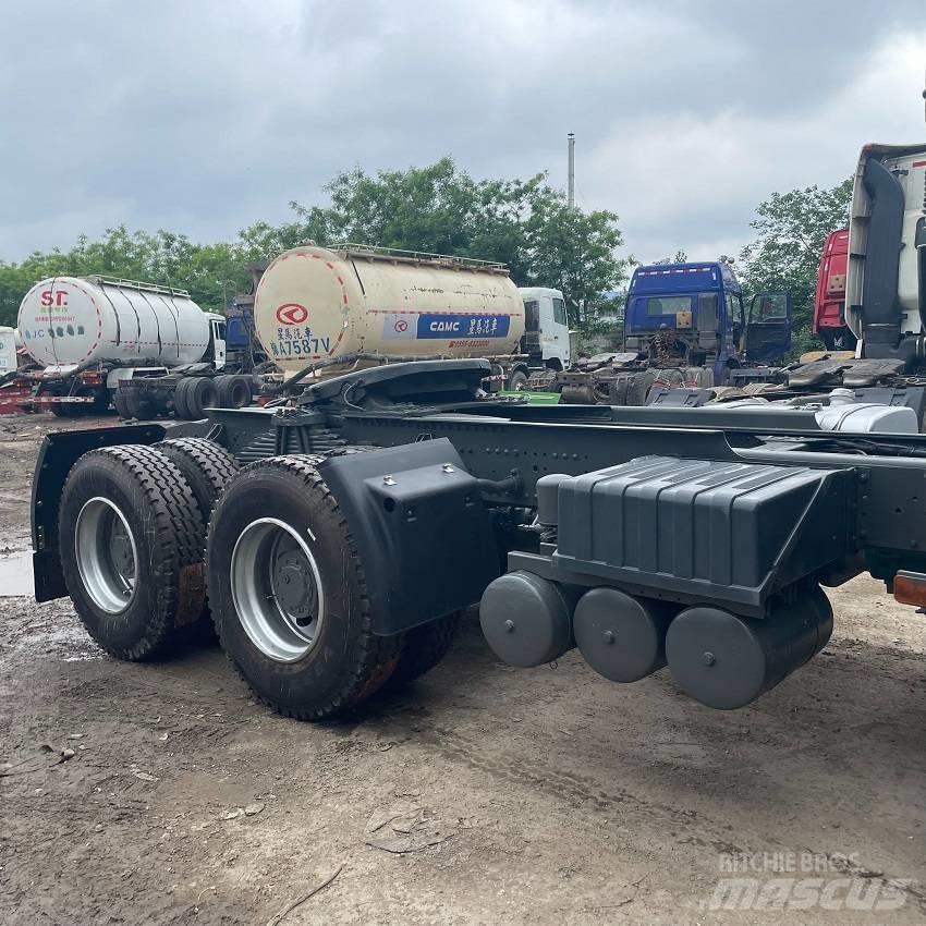 Howo 420 6x4 Tractor Units