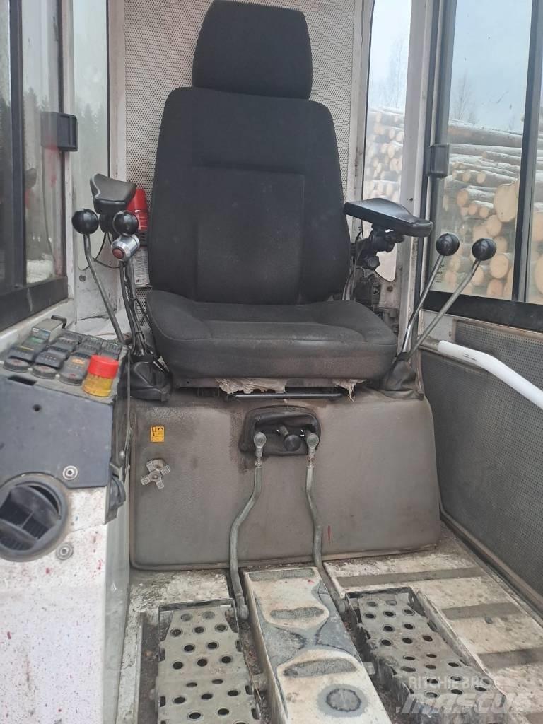 Epsilon Q150L97 CAM Timber cranes