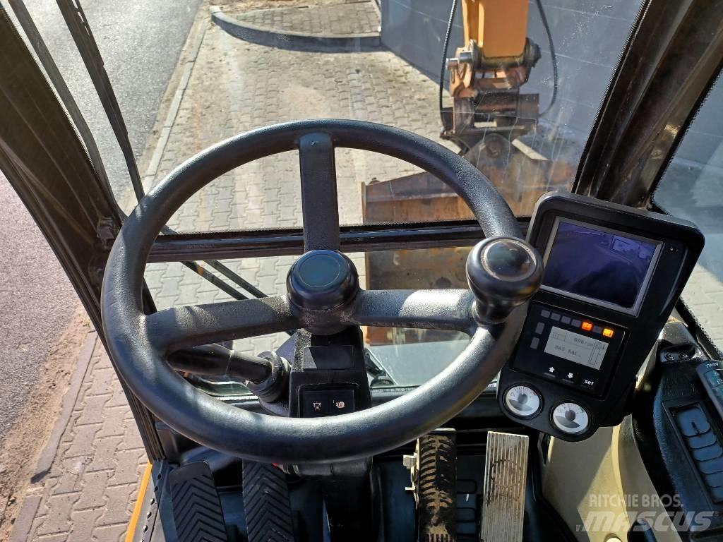 CASE WX 148 Wheeled excavators
