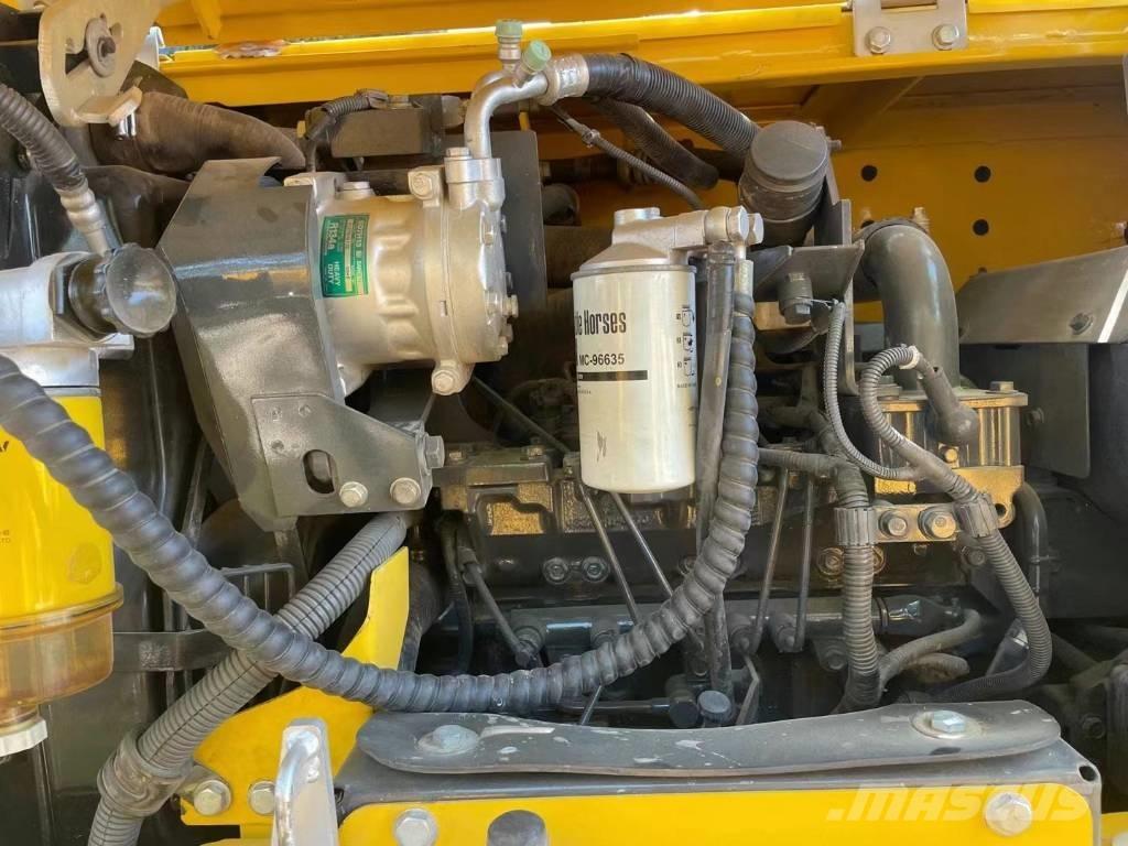 Komatsu PC70-8 Midi excavators  7t - 12t