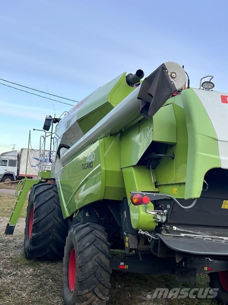 CLAAS Tucano 480 Combine harvesters