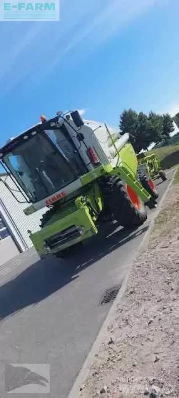 CLAAS tucano 430 Combine harvesters