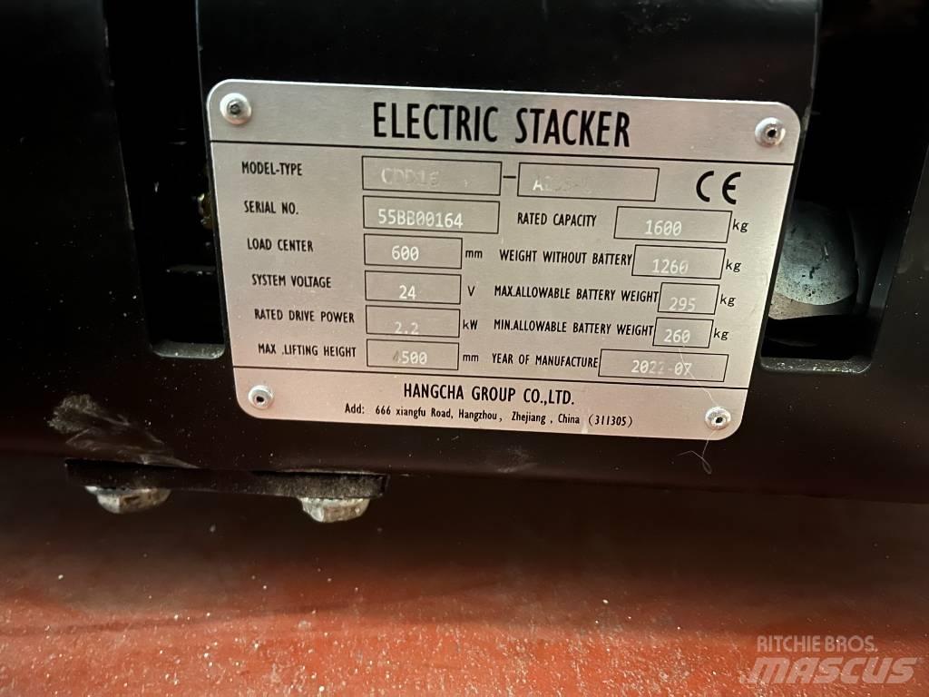 Hangcha CDD16-AC1S Self propelled stackers