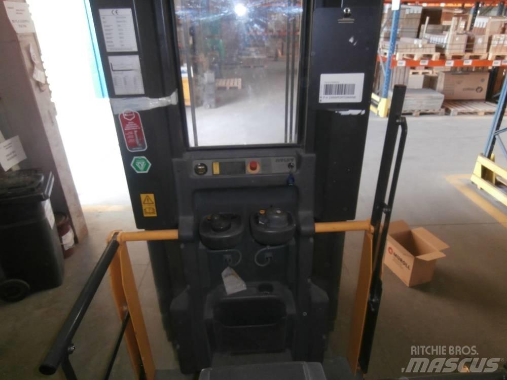 Atlet OPH/100TVI483 High lift order picker