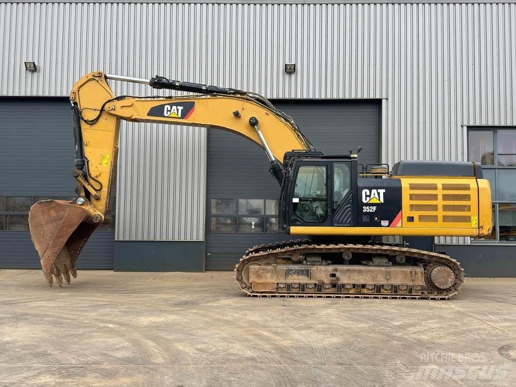 CAT 352F Crawler excavators
