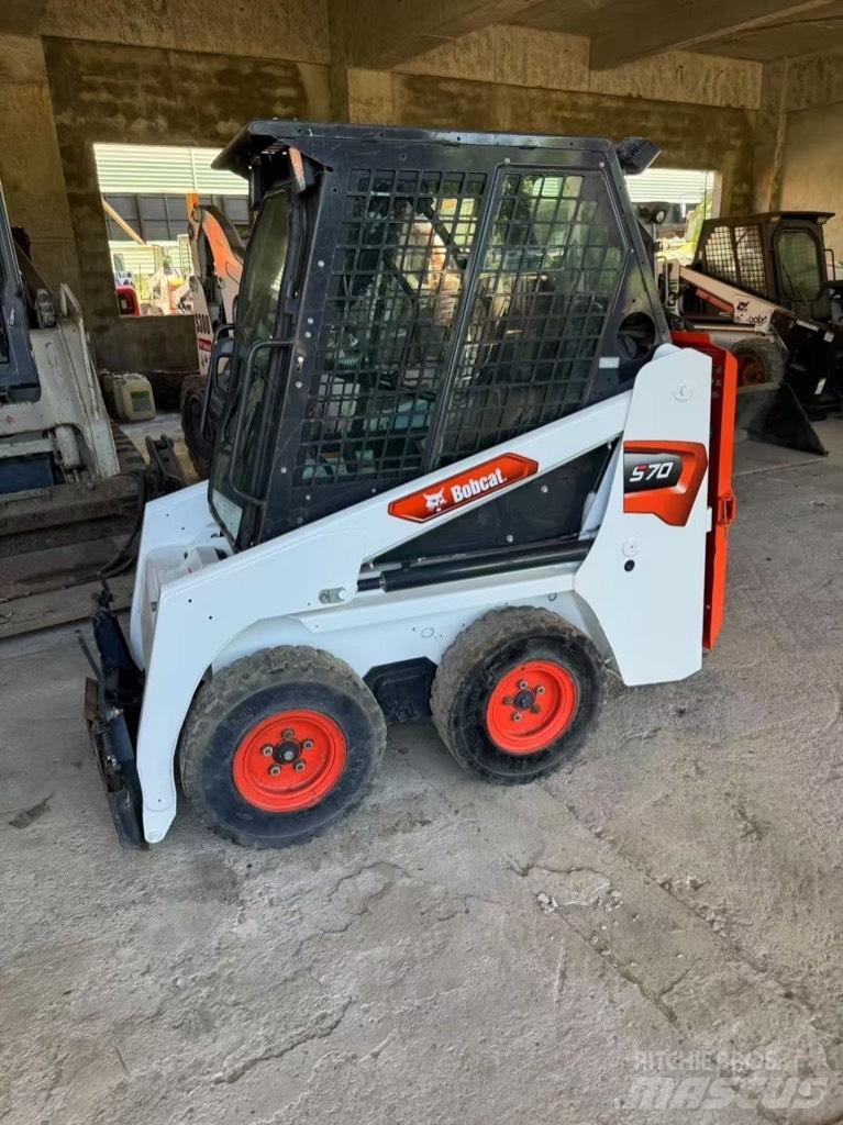 Bobcat S 70 Skid steer loaders