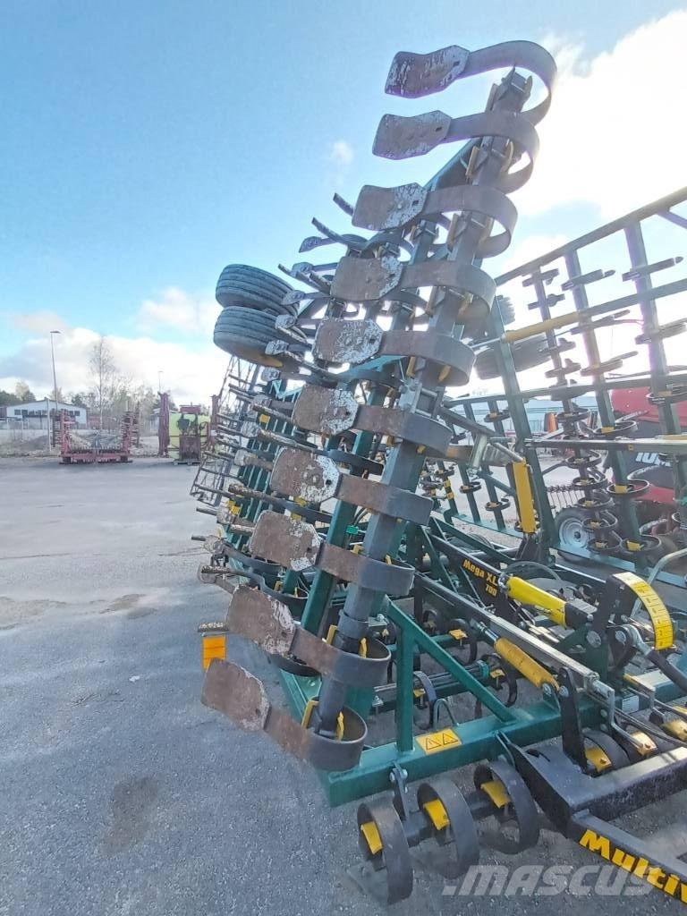 Multiva Mega XL 700 Harrows
