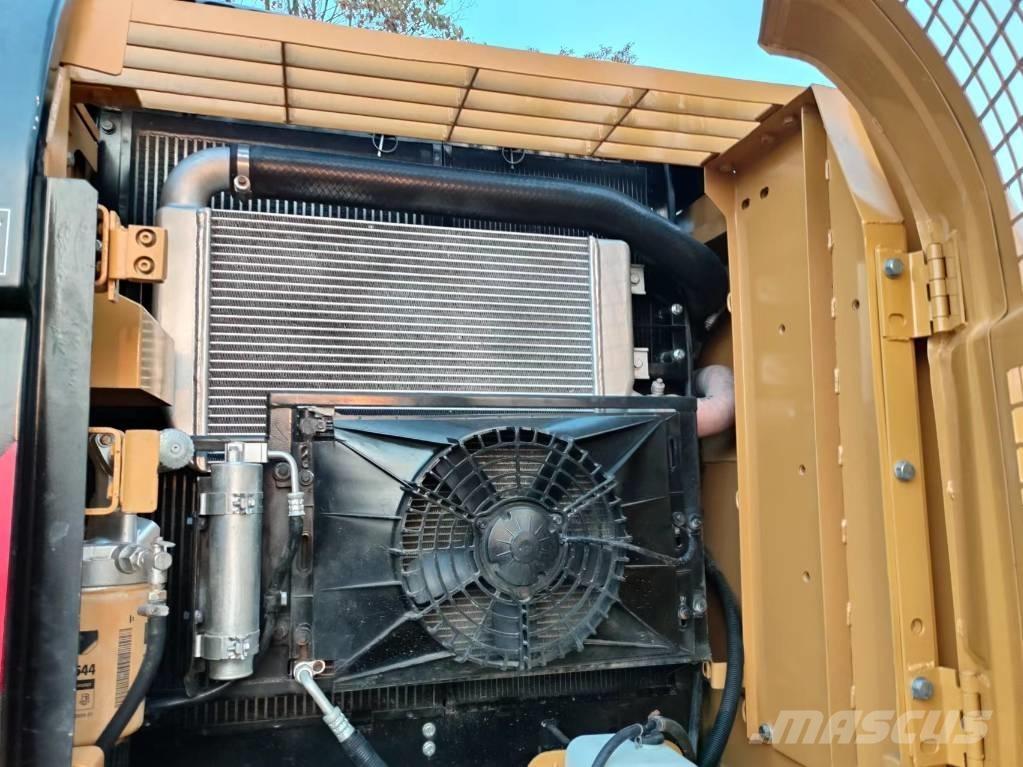 CAT 320 D Crawler excavators