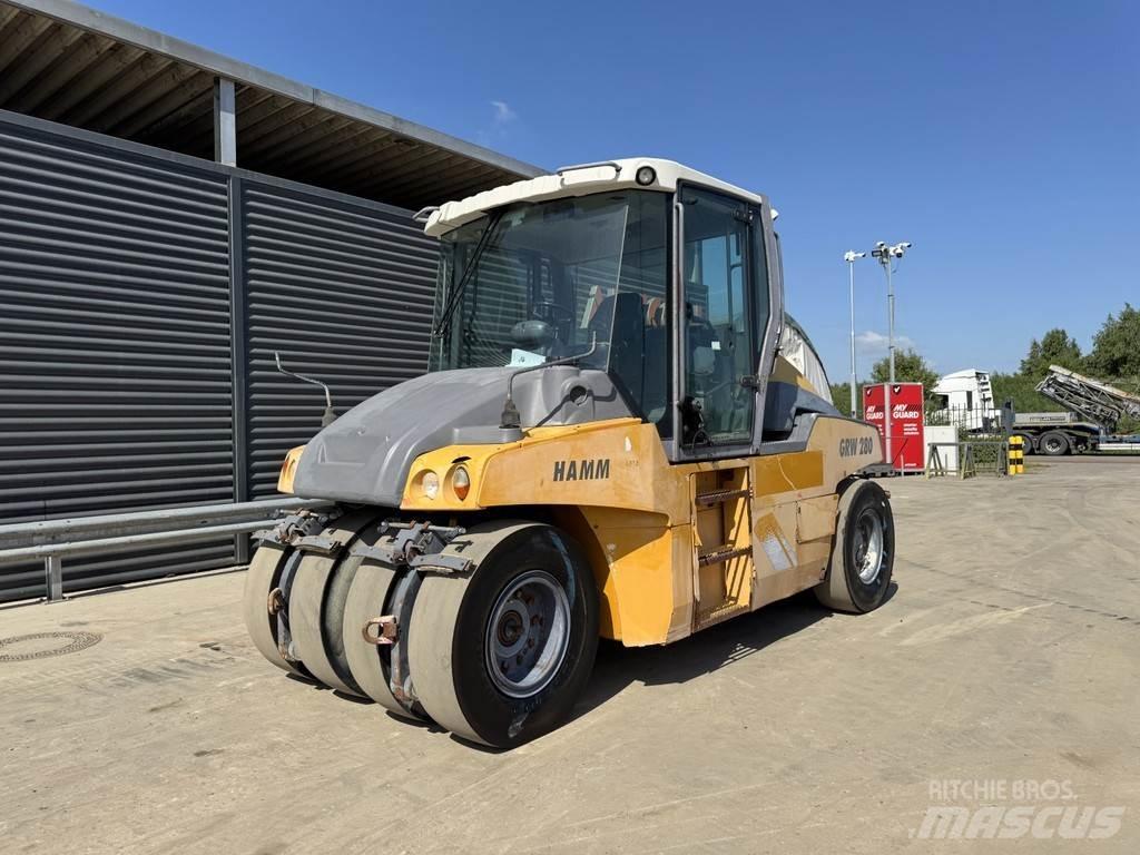Hamm GRW 280-12H Pneumatic tired rollers