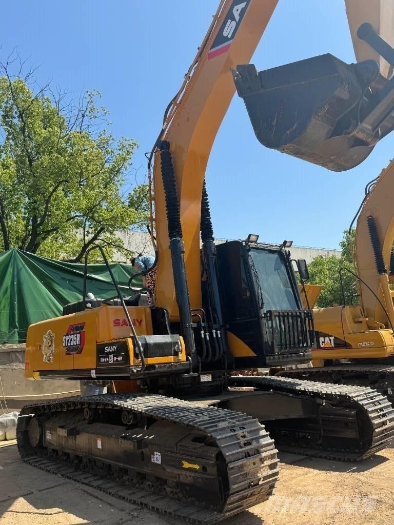 Sany SY 235 Midi excavators  7t - 12t