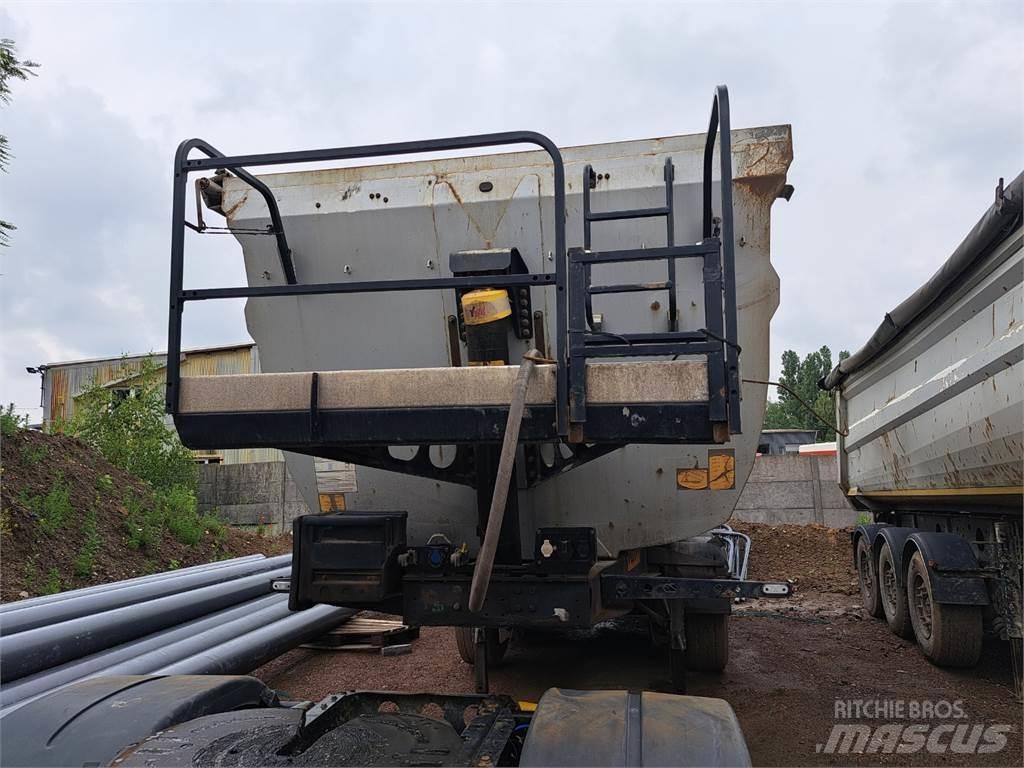 Wielton NW-3 Box body trailers