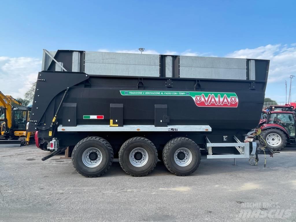 Vaia NL 27 Box body trailers