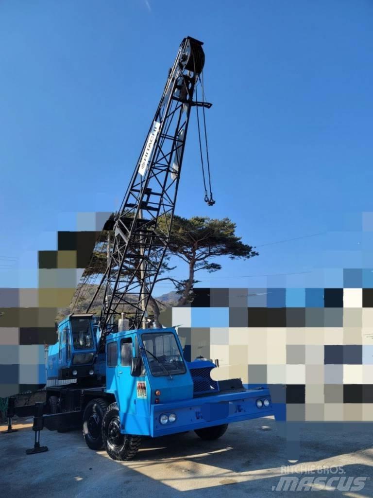 Hitachi FK 150 Tracked cranes