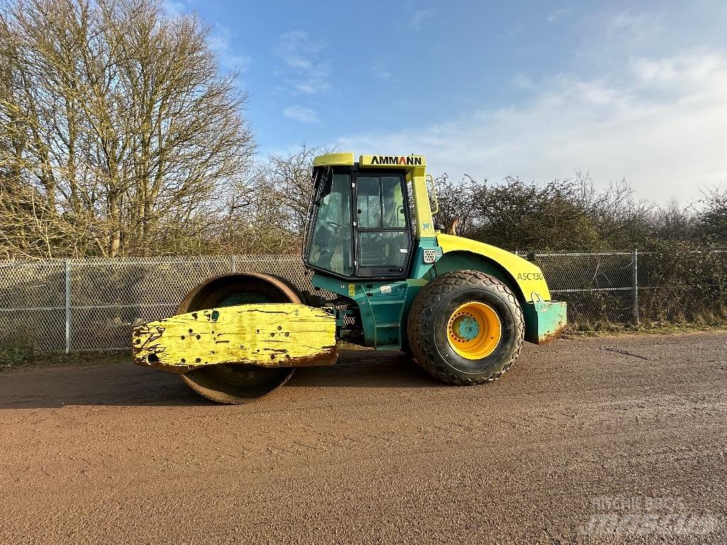 Ammann ASC 130 Single drum rollers