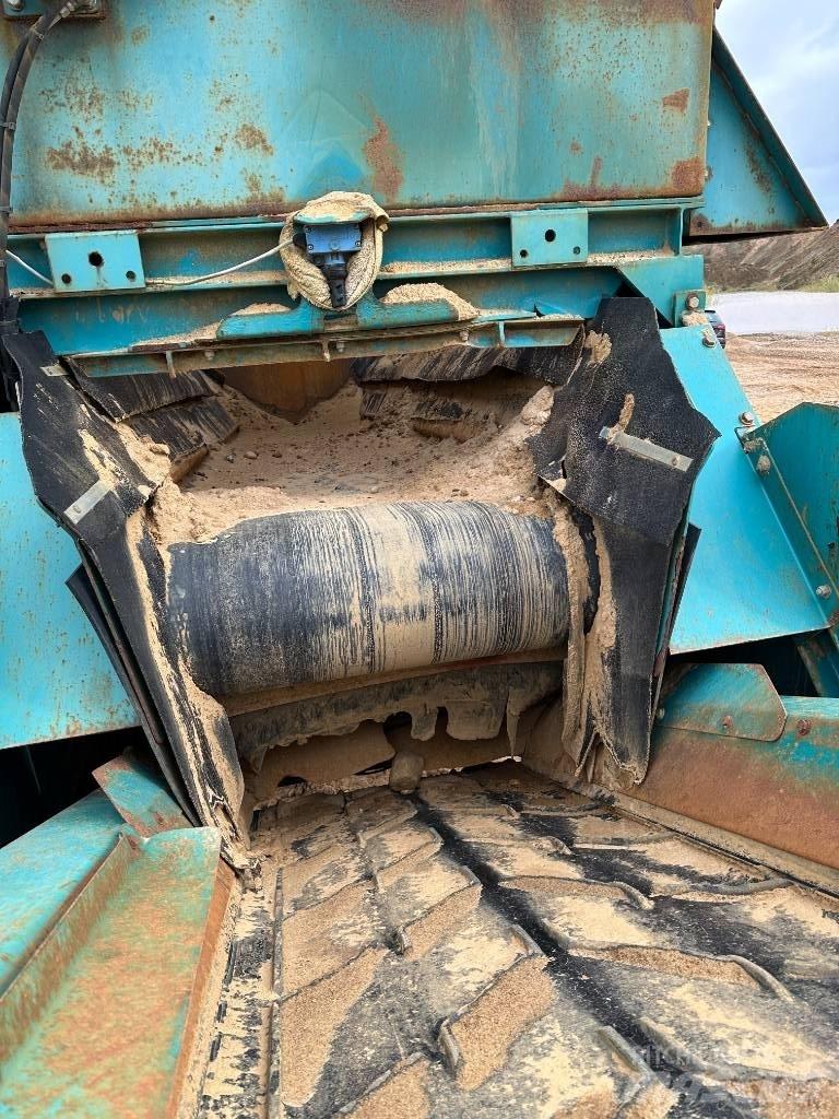 PowerScreen 2100X Mobile screeners