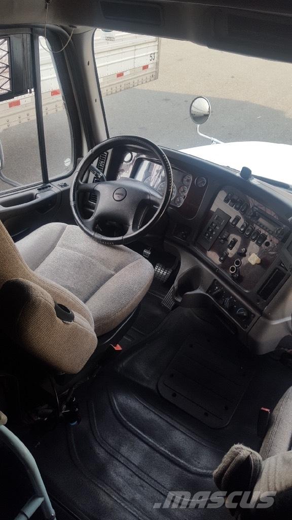 Freightliner M2 Tractor Units