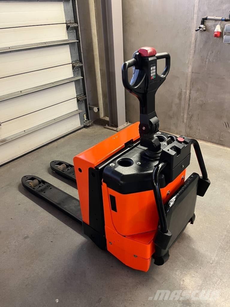 Toyota 7 PML 20 Low lifter