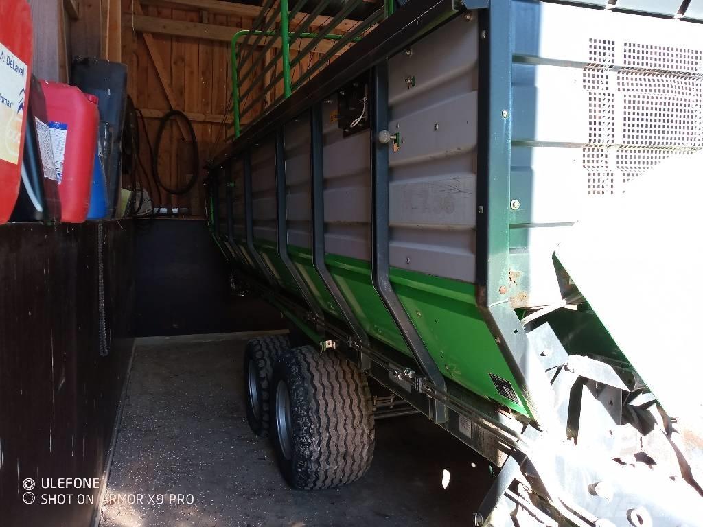 Deutz-Fahr K7.36 Self loading trailers