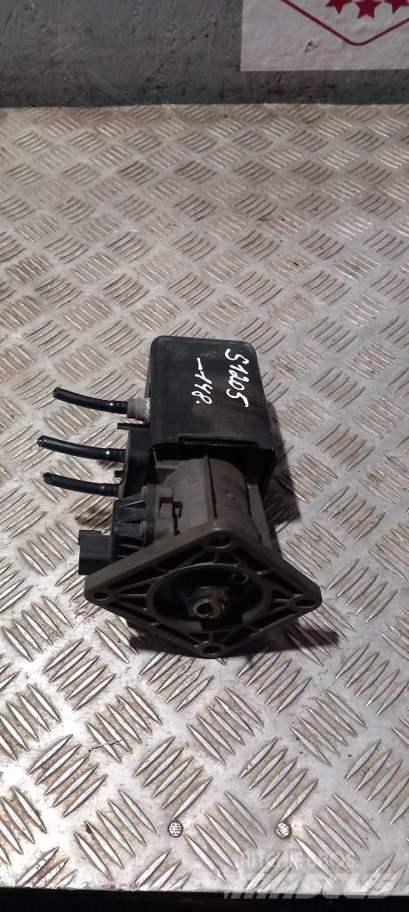 Scania R 440.   1463045 Brakes