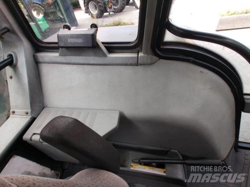Valtra 8400 Tractors