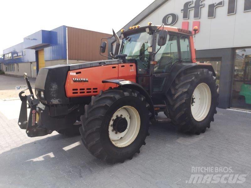 Valtra 8400 Tractors