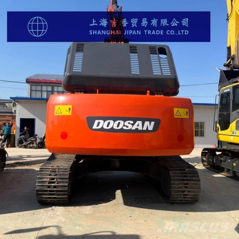 Doosan DX 300 Crawler excavators