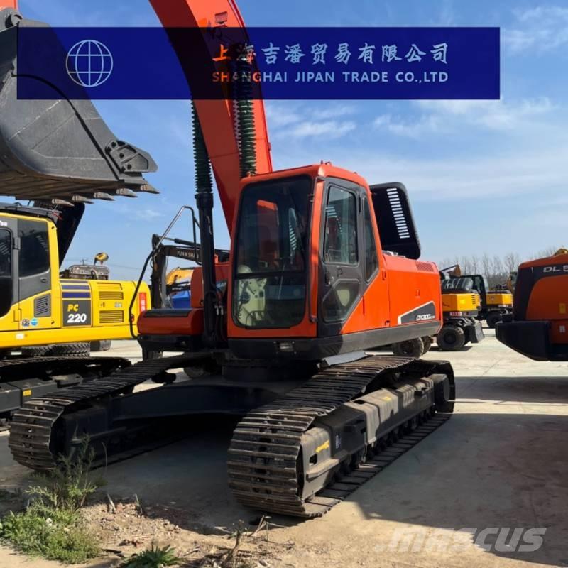 Doosan DX 300 Crawler excavators
